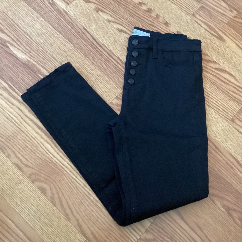 Closette Chic Black Button Fly Slight Distress Stretch Skinny Jeans Sz 29